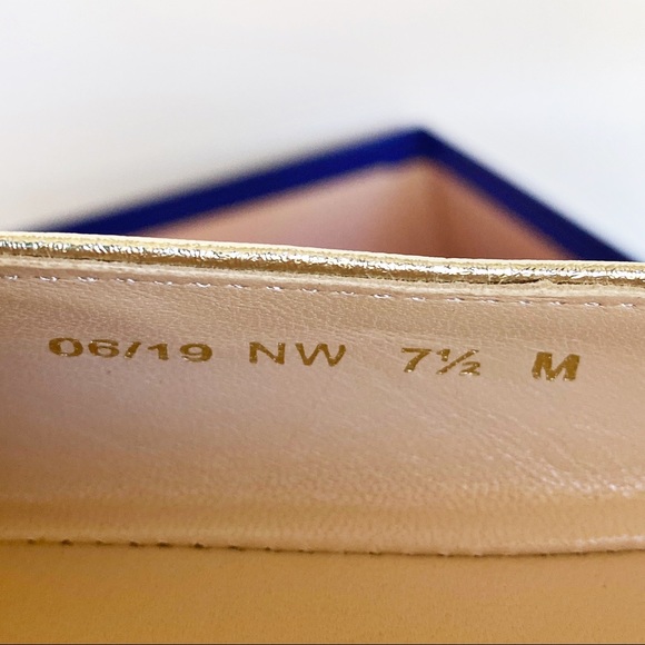 •STUART WEITZMAN• Gabby Gold Leather Ballet Flats - Picture 12 of 16